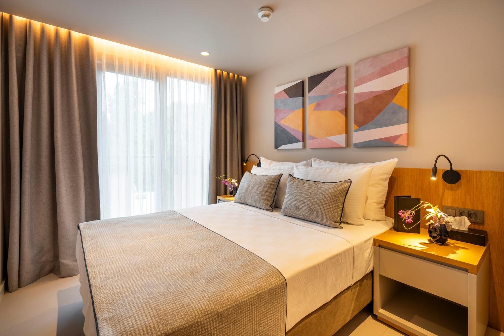 Erk Hotel อิสตันบูล ภายนอก รูปภาพ