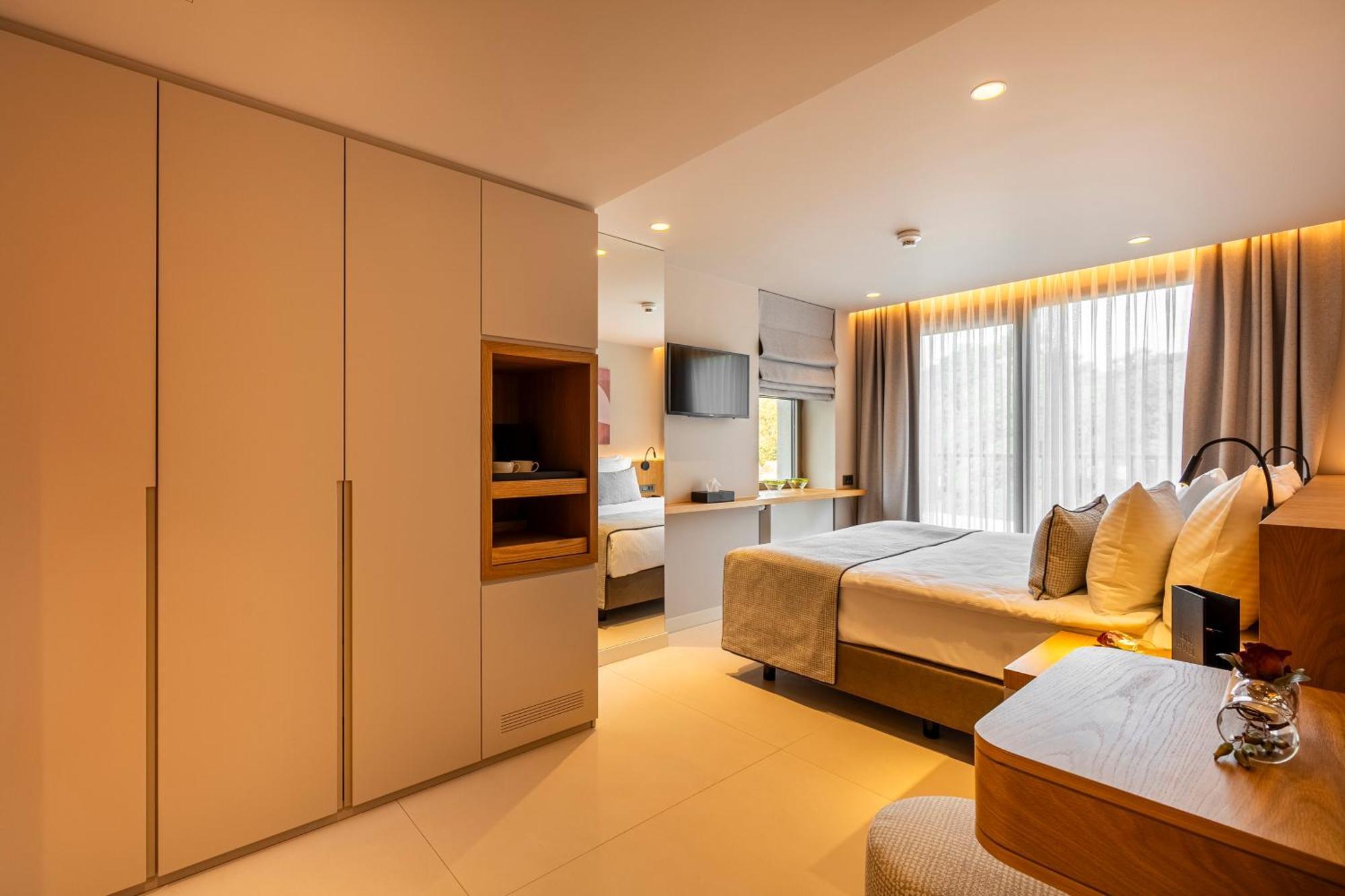 Erk Hotel อิสตันบูล ภายนอก รูปภาพ